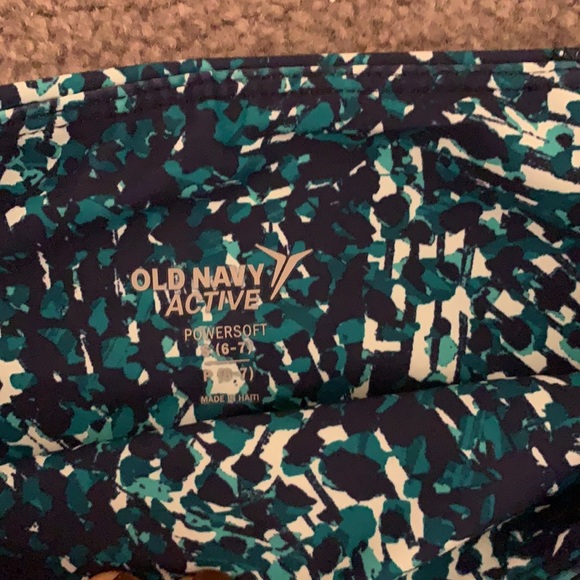 Old navy active Capri leggings - Picture 4 of 4